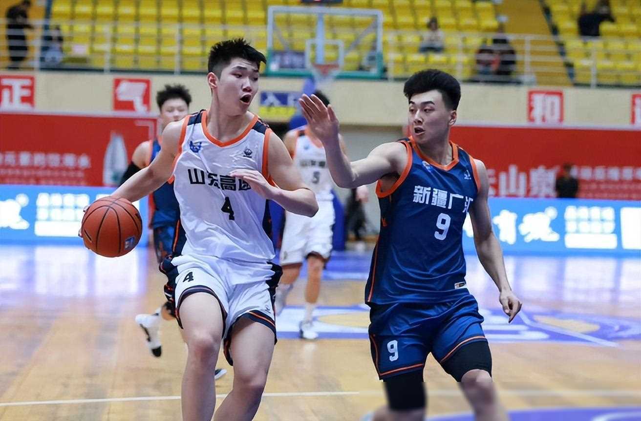 包含新疆男篮在比赛中发挥出色，实现了胜利的词条