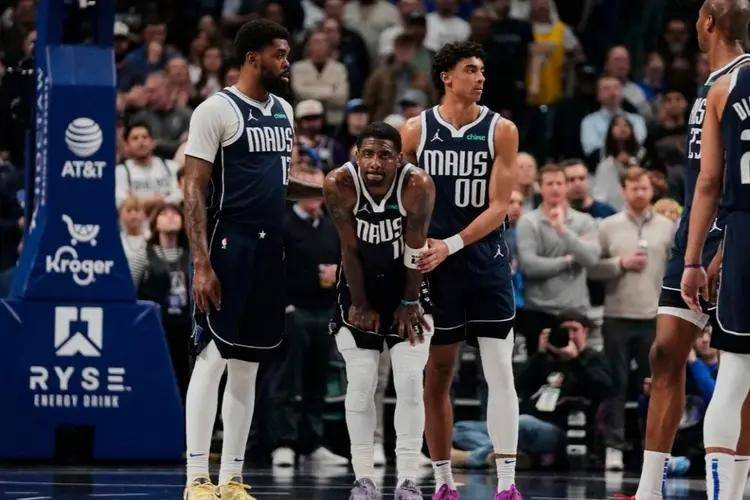NBA：两笔交易达成，欧文降薪助独行侠补强，湖人问价维金斯的简单介绍