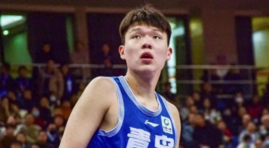 当年姚明都得打斯杯如今杨瀚森也一样的简单介绍