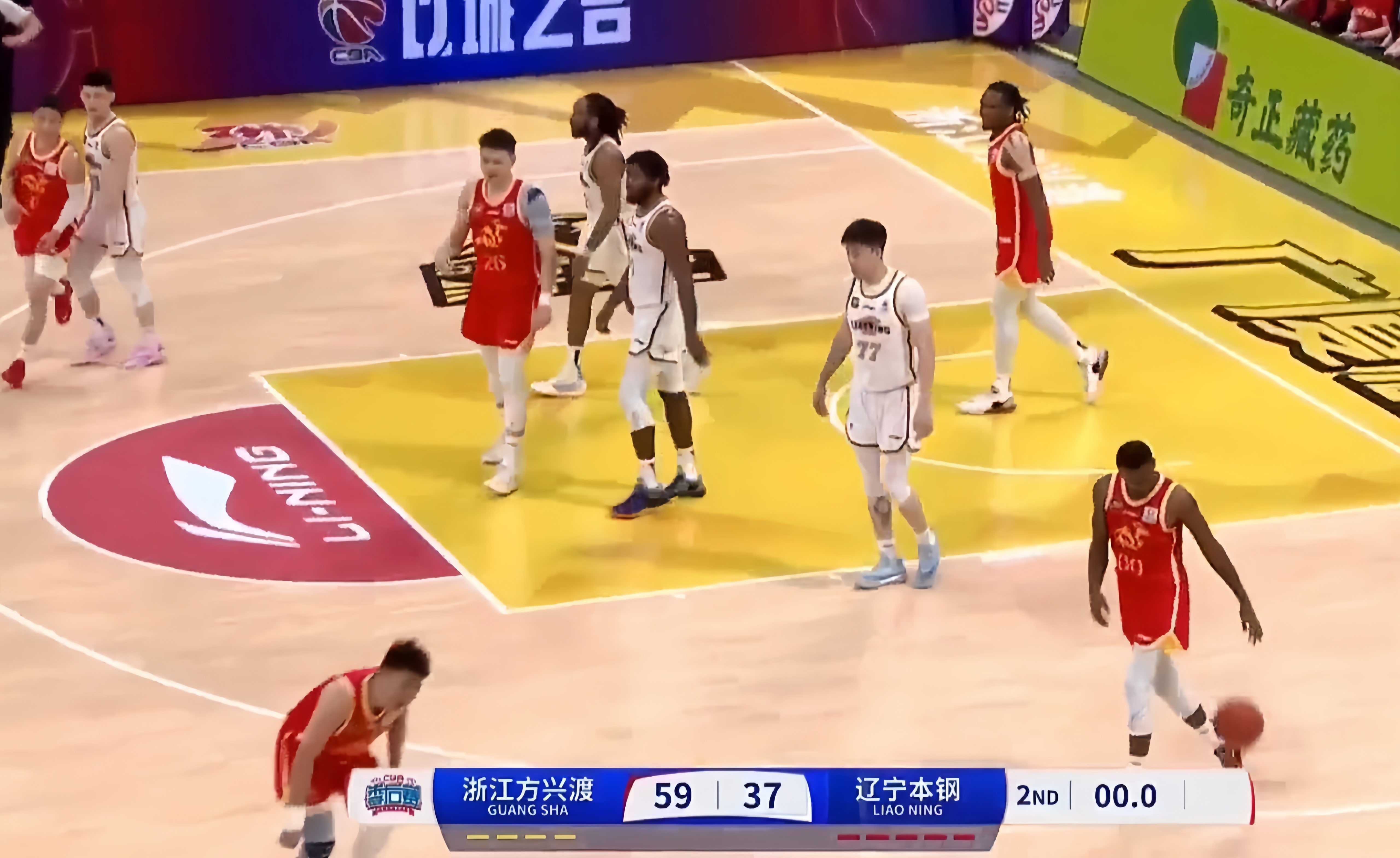 浙江男篮击败对手，获得胜利